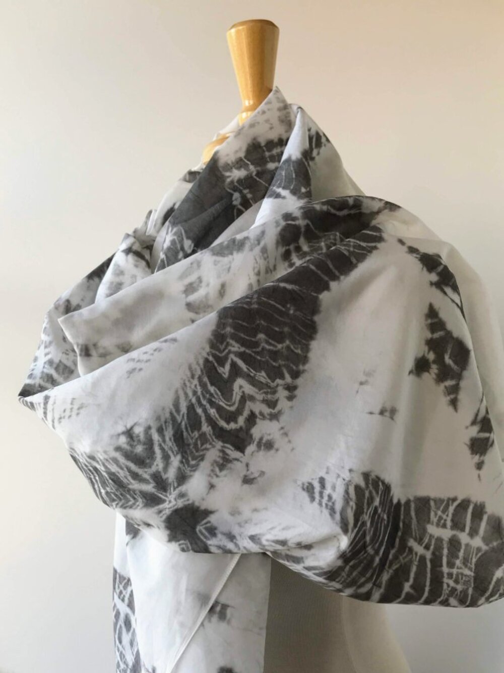 NWT Oversized Desert Colors Silk and Cotton Wrap, Shawl, Scarf, Gray and White